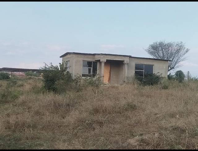2 BEDROOM HOUSE FOR SALE IN TSHINO
